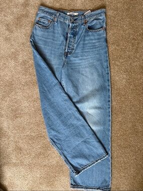 Levi's Light Blue Women's Straight Leg Jeans